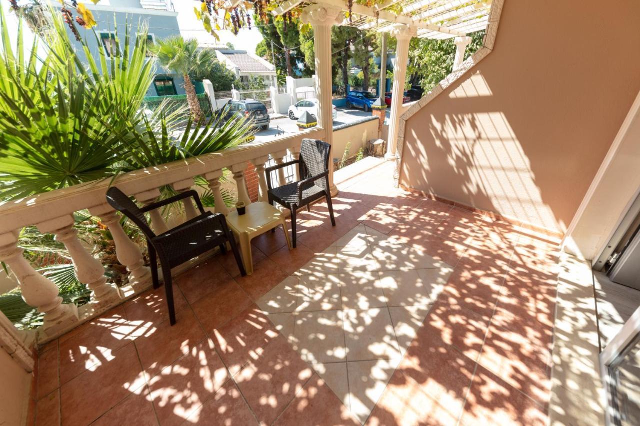 Melis Hotel Kusadası Exteriör bild