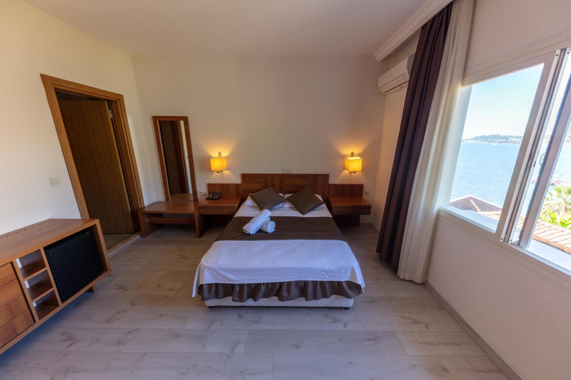 Melis Hotel Kusadası Exteriör bild