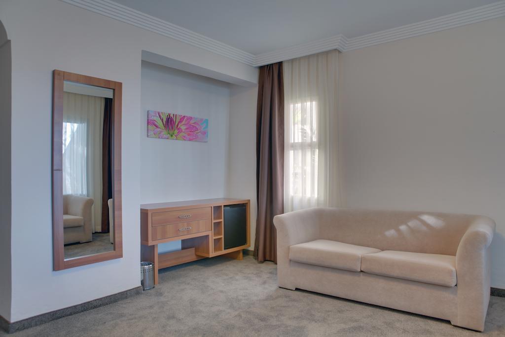 Melis Hotel Kusadası Rum bild